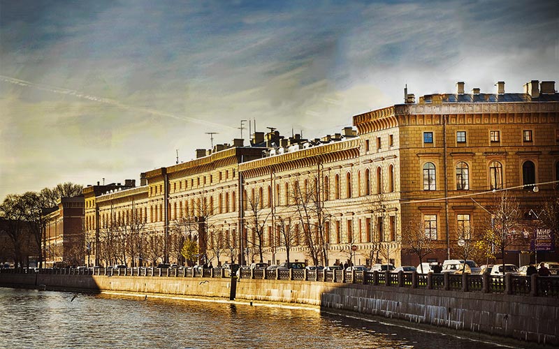 travels-europe-petersburg